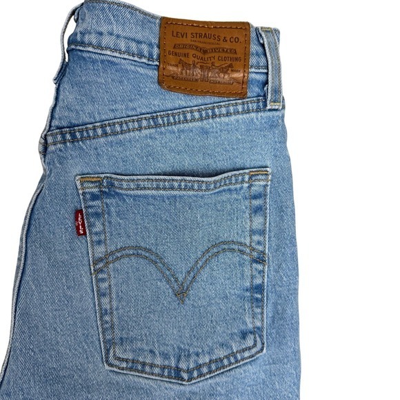 Levis 501 Ribcage Denim Shorts Women's Size 27 Light Wash Distressed Frayed - Picture 4 of 9